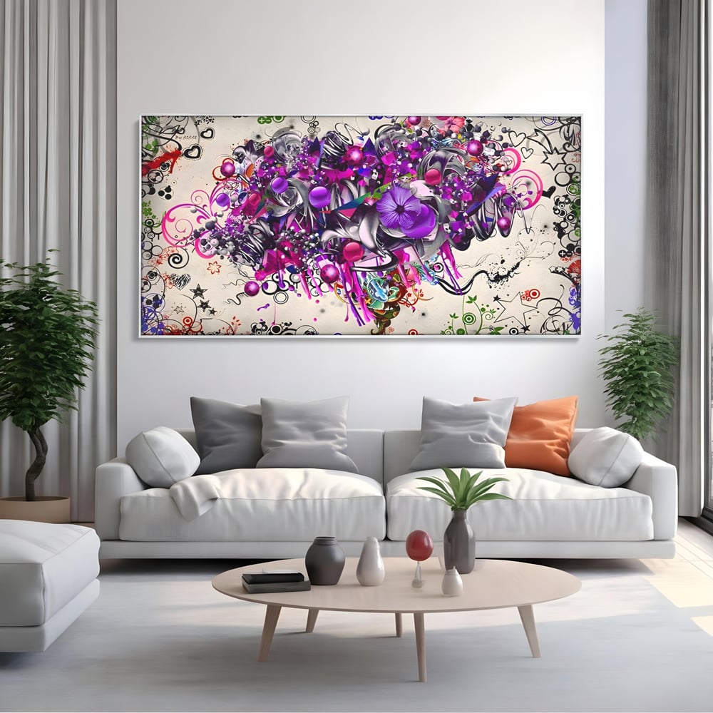 Tablou canvas cu tablou canvas cu flori mov si inimi, in rama de aluminiu argintiu, pe perete intr-un living